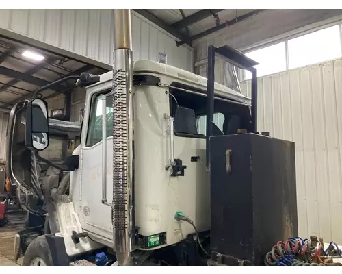 CAT CT660 Cab Assembly