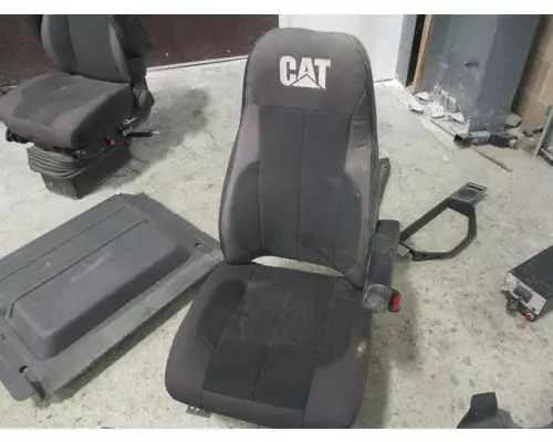 CAT CT660 Cab