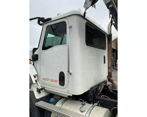 CAT CT660 Cab