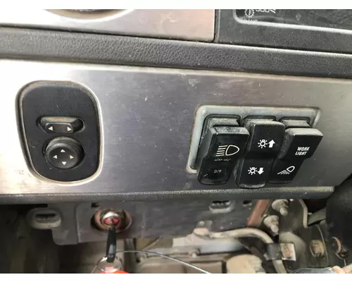 CAT CT660 Dash Assembly