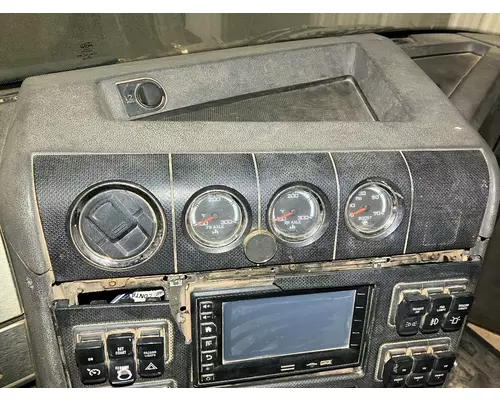 CAT CT660 Dash Assembly