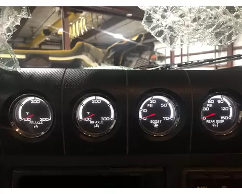 CAT CT660 Dash Assembly