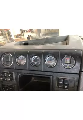 CAT CT660 Dash Assembly