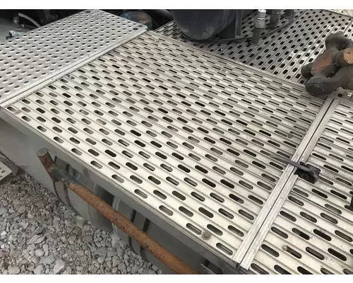 CAT CT660 Deckplate