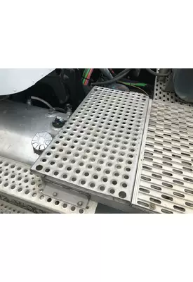 CAT CT660 Deckplate