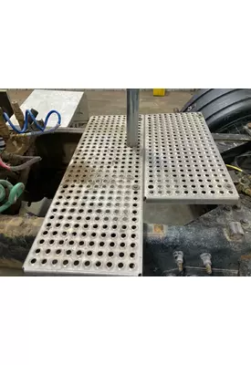 CAT CT660 Deckplate