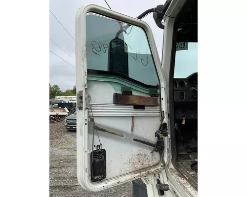 CAT CT660 Door Assembly, Front