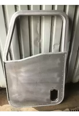 CAT CT660 Door Assembly