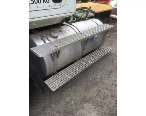 CAT CT660 FUEL TANK