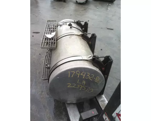 CAT CT660 FUEL TANK