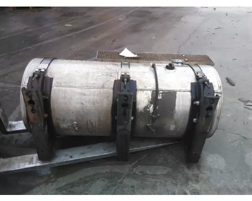 CAT CT660 FUEL TANK