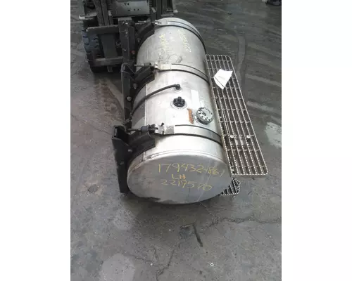 CAT CT660 FUEL TANK