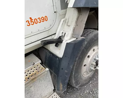 CAT CT660 Fender Extension