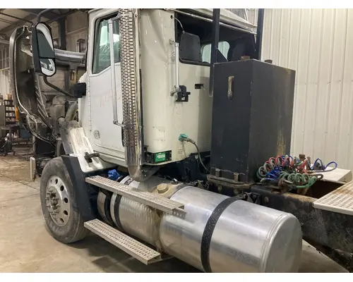 CAT CT660 Muffler Shield