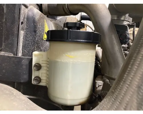 CAT CT660 Steering ReservoirCooler