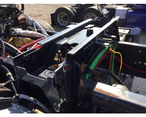 CAT CT660 Suspension