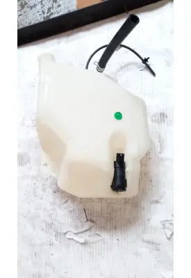 CAT CT681 Windshield Washer Reservoir