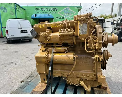CAT D320A Engine Assembly
