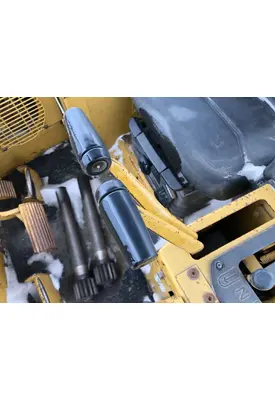 CAT D4H XL Equip Controls