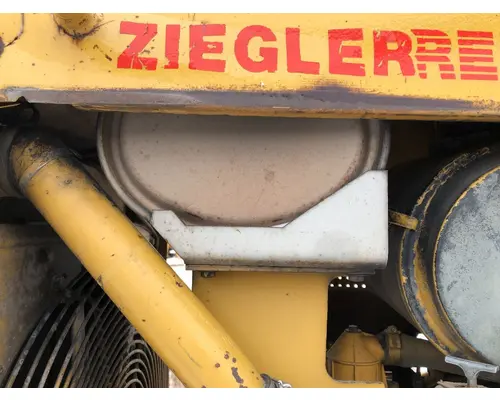 CAT D4H XL Equip Exhaust