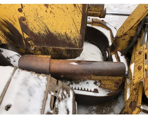 CAT D4H XL Equip Frame