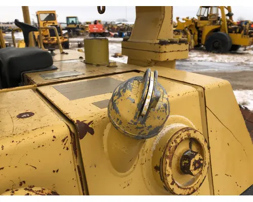 CAT D4H XL Equip Hydraulic TankReservoir