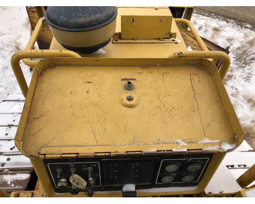 CAT D4H XL Equip Interior Misc. Parts