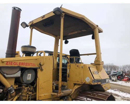 CAT D4H XL Equipment (Mounted)