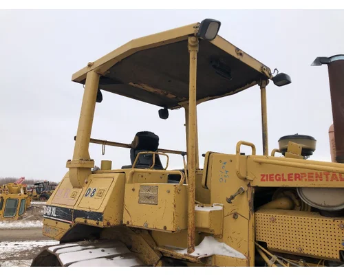 CAT D4H XL Equipment (Mounted)