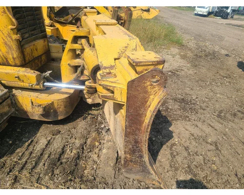 CAT D6N XL Equipment (Mounted)