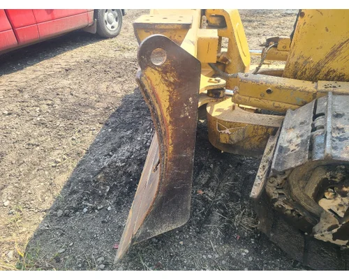 CAT D6N XL Equipment (Mounted)