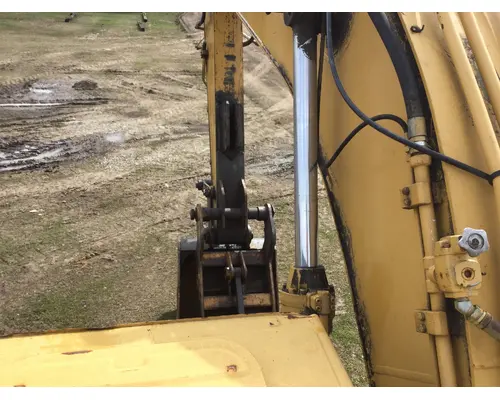 CAT E200B Equip Hydraulic Cylinder