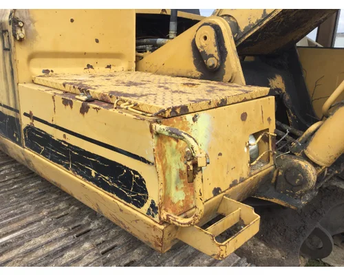 CAT E200B Equipment (Mounted)
