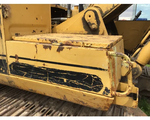 CAT E200B Equipment (Mounted)