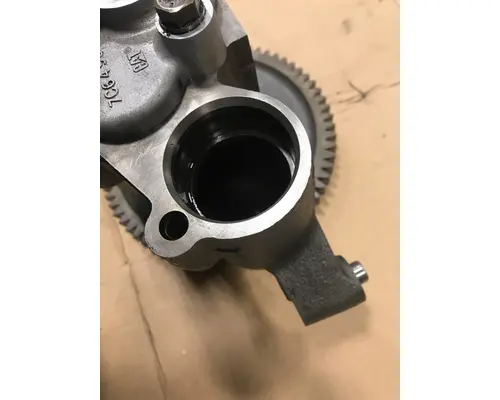 CAT LOG Oil Pump