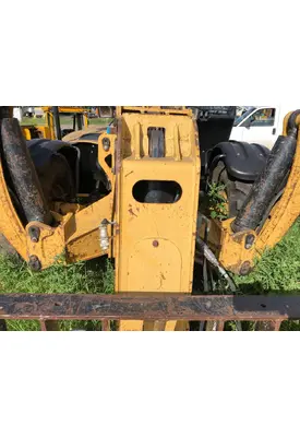 CAT TH580B Equip Boom