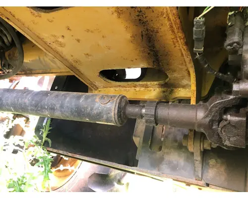 CAT TH580B Equip Drive Shaft