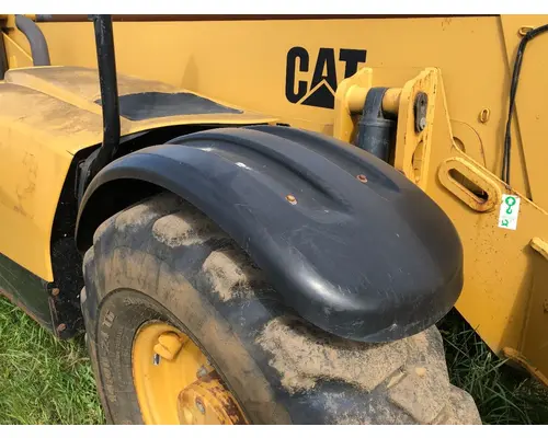 CAT TH580B Equip Fender