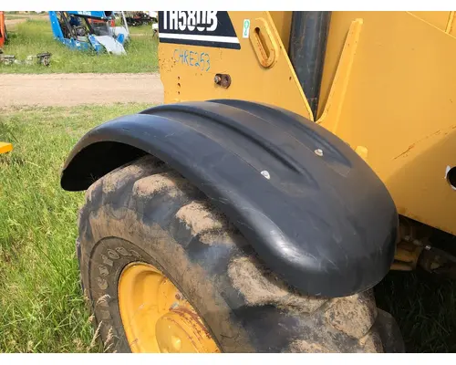 CAT TH580B Equip Fender