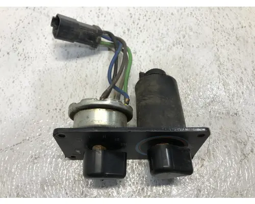 CAT TH580B Equip Heater & AC Control