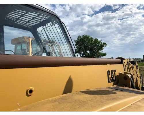 CAT TH580B Equip Hydraulic Cylinder