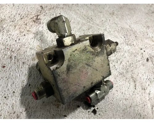 CAT TH580B Equip Hydraulic Valve