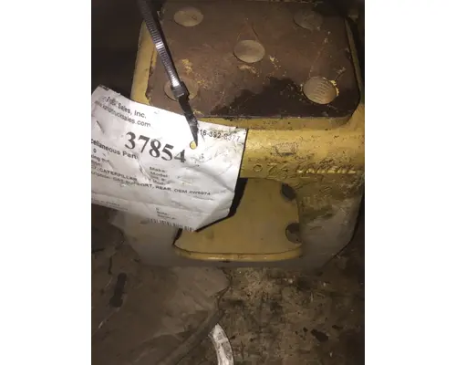 CAT  Bumper Bracket, Front