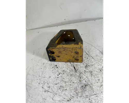 CAT  Bumper Bracket, Front
