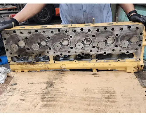 CAT  Cylinder Head