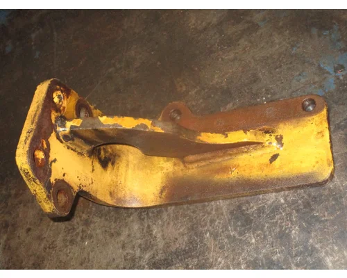 CAT  Engine Mounts