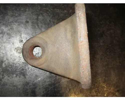 CAT  Engine Mounts