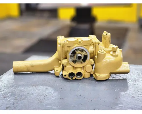 CAT  Engine Oil Cooler