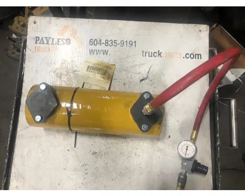 CAT  Engine Oil Cooler