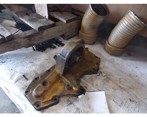 CAT HOUSING, OIL FILTER OEM# 4P8182 in Holland, MI $75.00 #15702